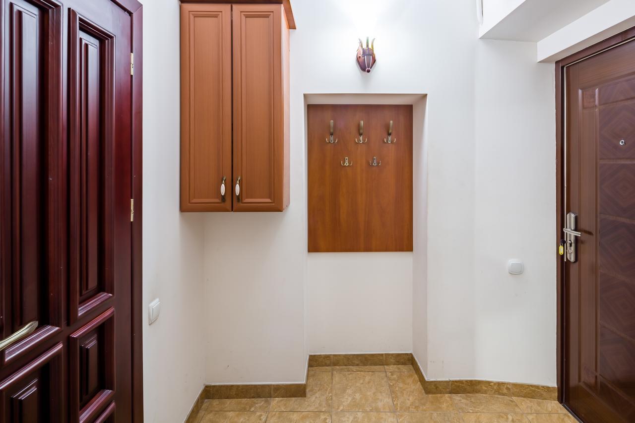 High Castle Apartment Lviv Exterior photo