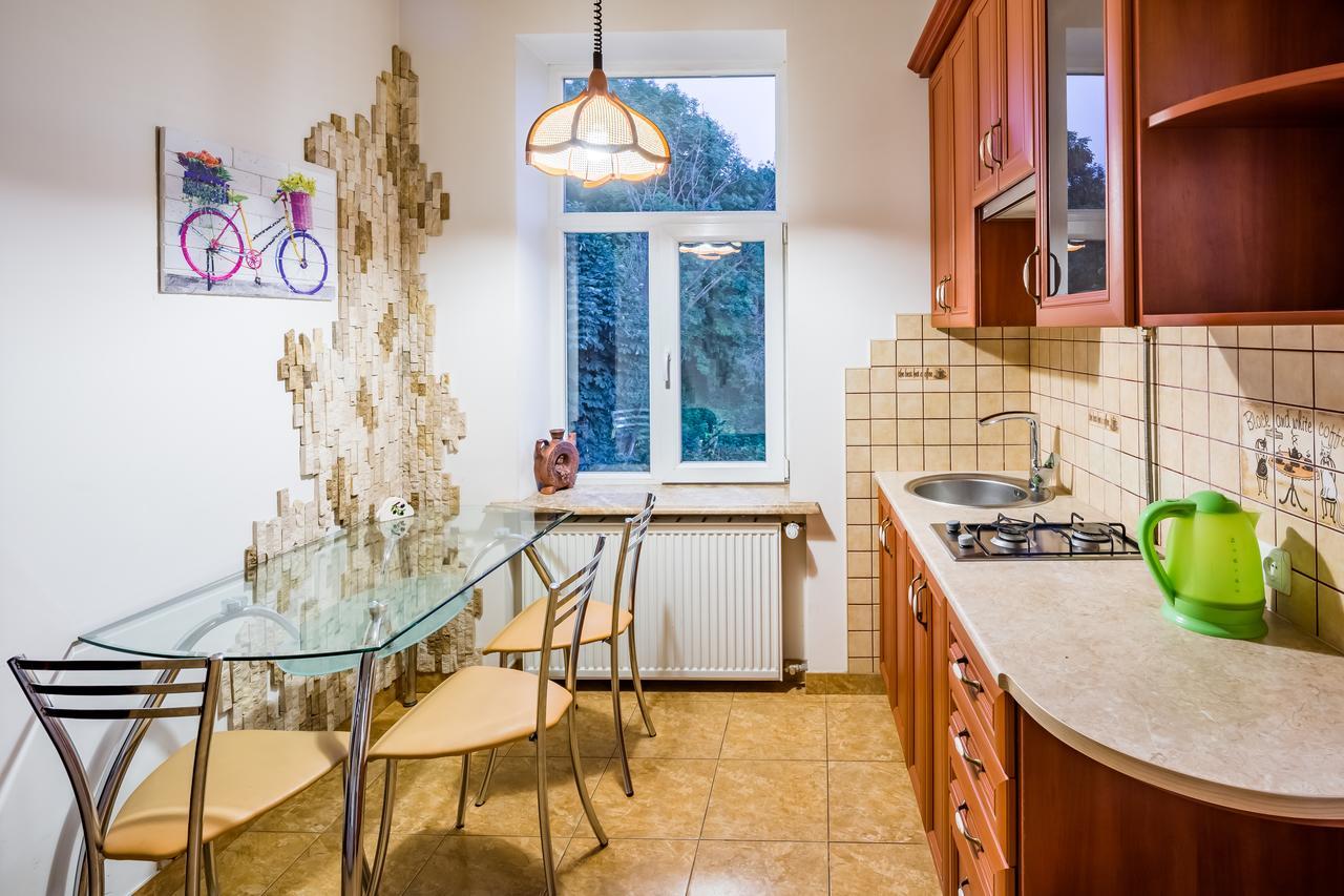 High Castle Apartment Lviv Exterior photo